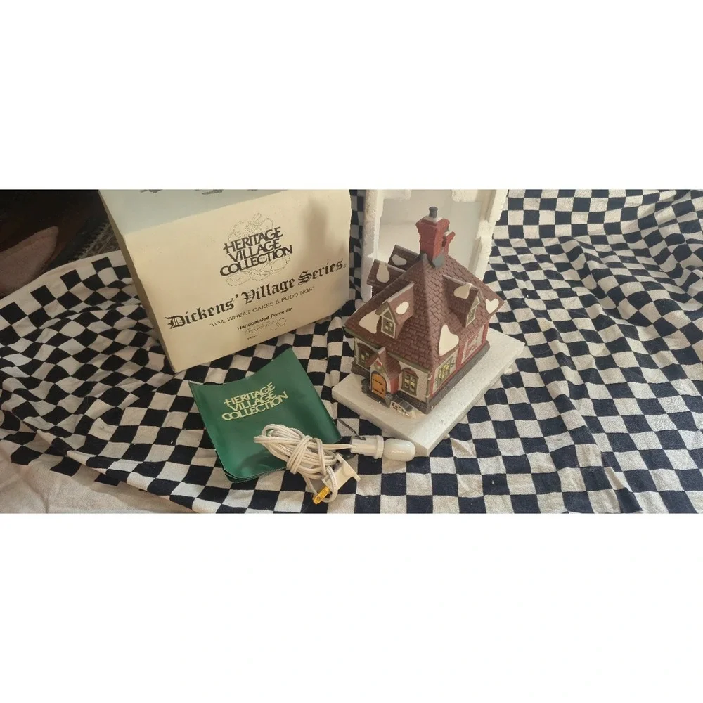 Dept 56‎ Dickens Village Wm Wheat Cakes & Puddings Lighted w/ Box Tested